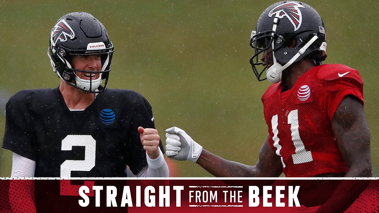 WR Julio Jones takes the field in new all-black Falcons uniform