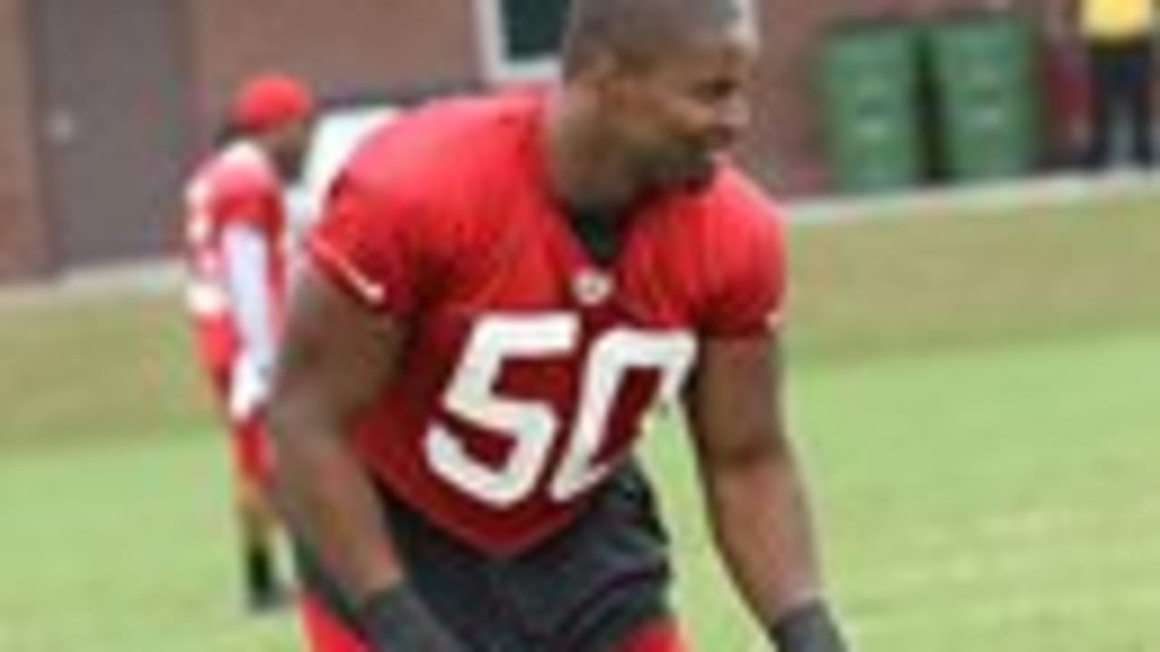 Umenyiora, Schiller Swap Jersey Numbers