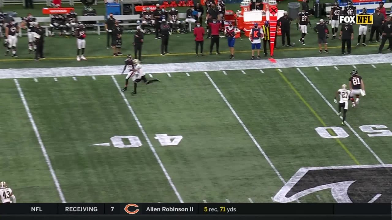 Can't-Miss Play: Falcons' incredible trick play results in 45-yard bomb to  Hollins