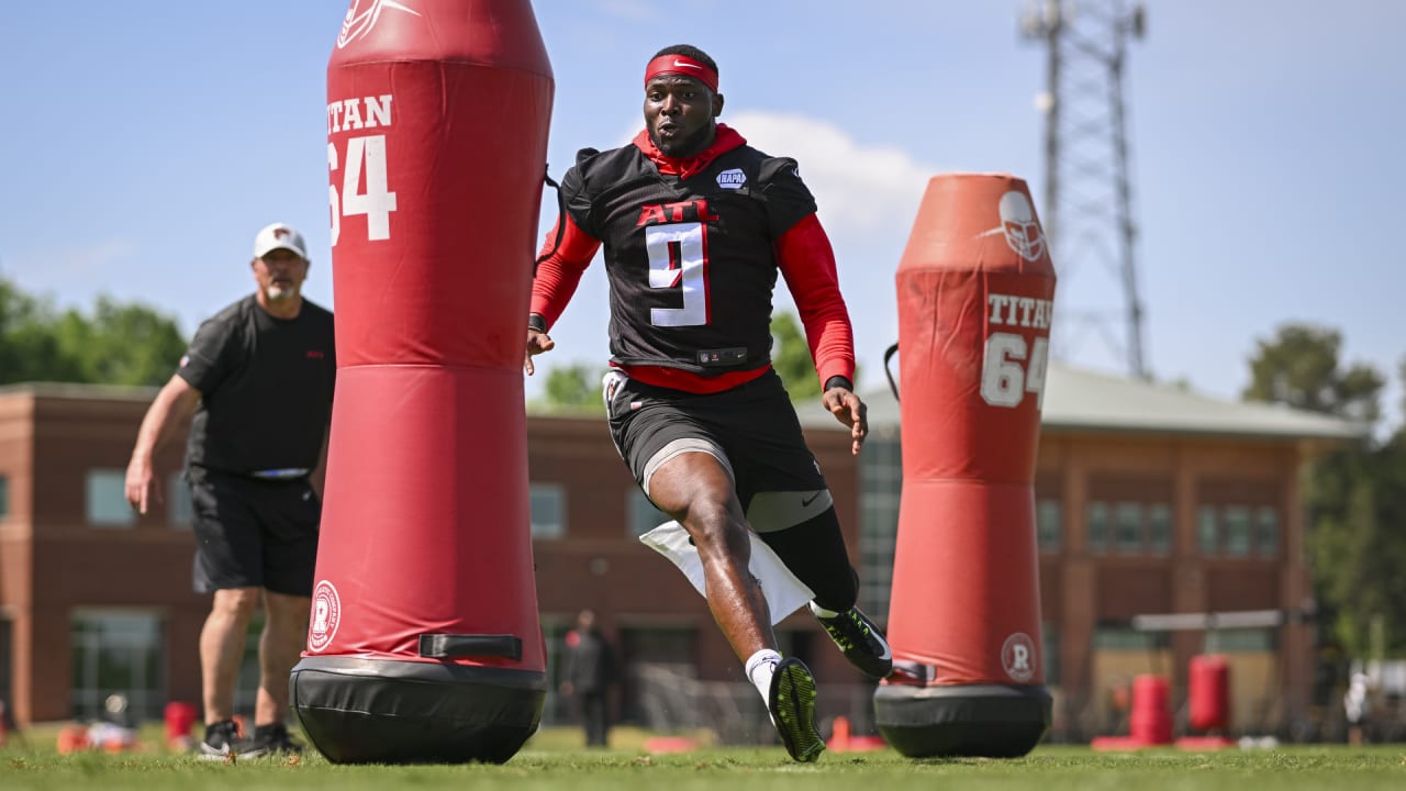 NFL Auction  Crucial Catch - Falcons Lorenzo Carter Game Worn Jersey  (10/09/22) Size 42