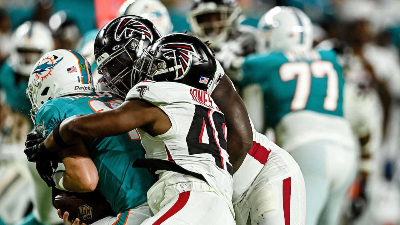 Miami Dolphins quarterback Mike White looks for an open receiver