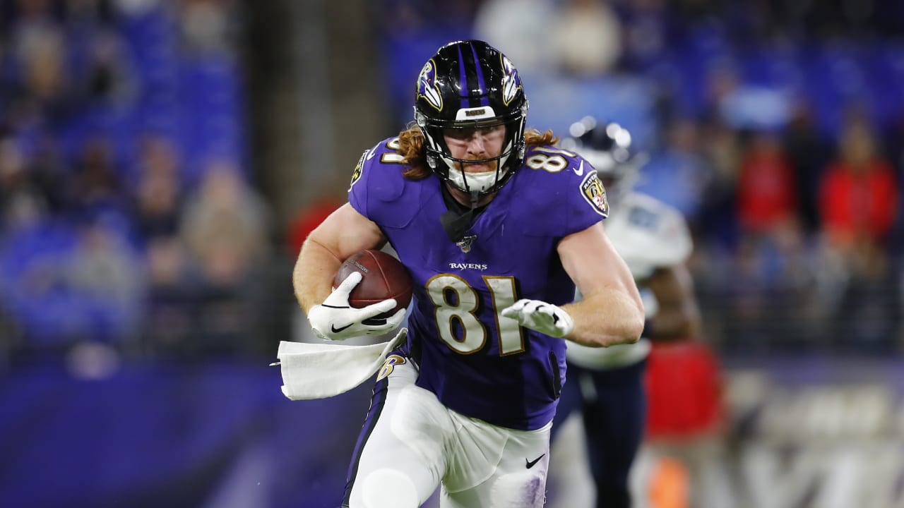 hayden hurst ravens jersey