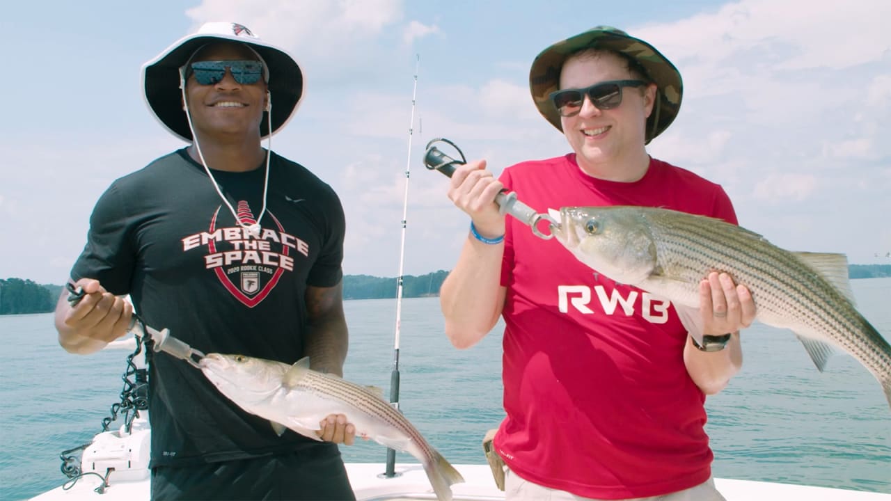 Packers' Jaire Alexander swaps double-bird salute with Eagles fan (PHOTO) 