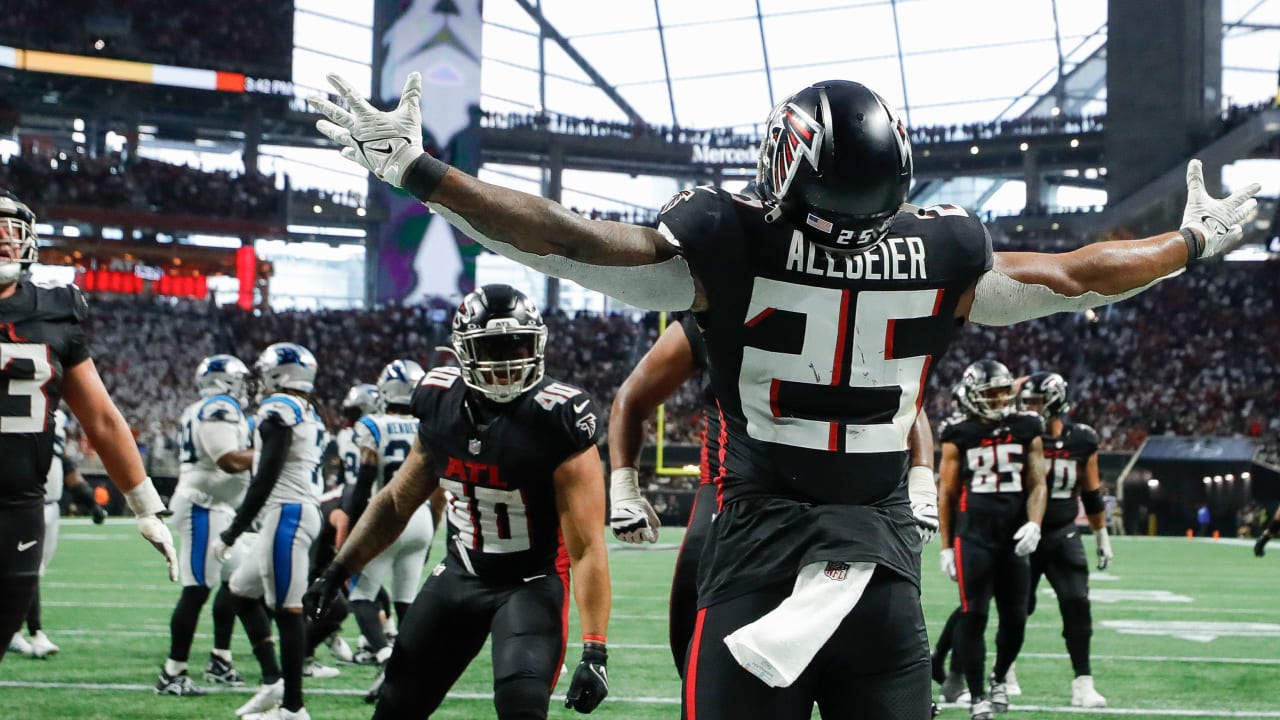 Manifest your world: How Tyler Allgeier has worked, evolved as a player