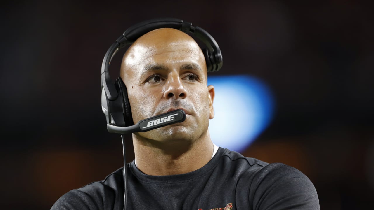 Falcons interview Robert Saleh for head coach