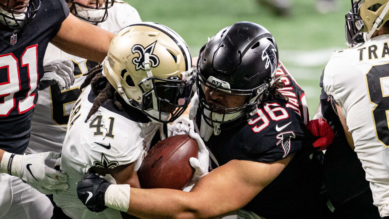 Saints' Alvin Kamara suffered rib injury vs. Falcons, expected to be OK for  Week 2 vs. Buccaneers 