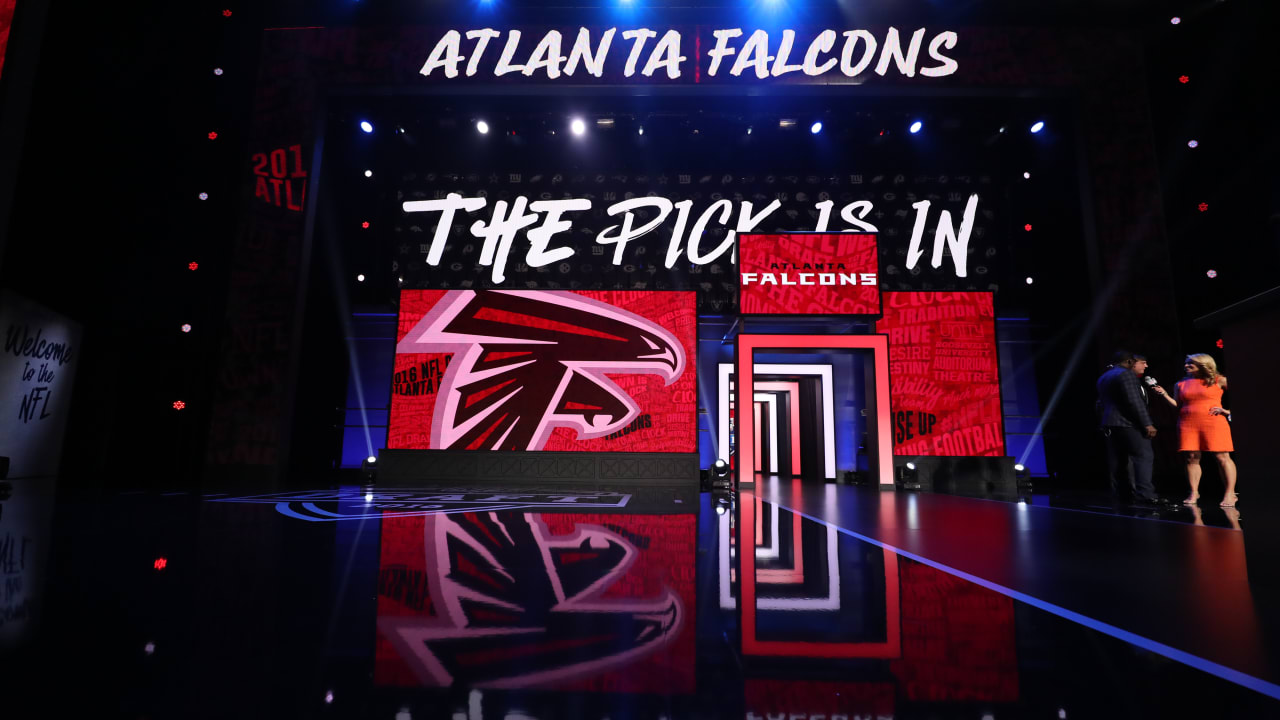 Hawks hold choice # 4