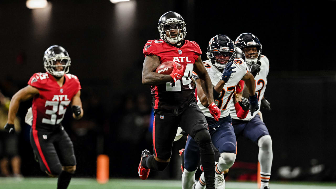 Watch: Falcons' Patterson sets NFL kick return TD record