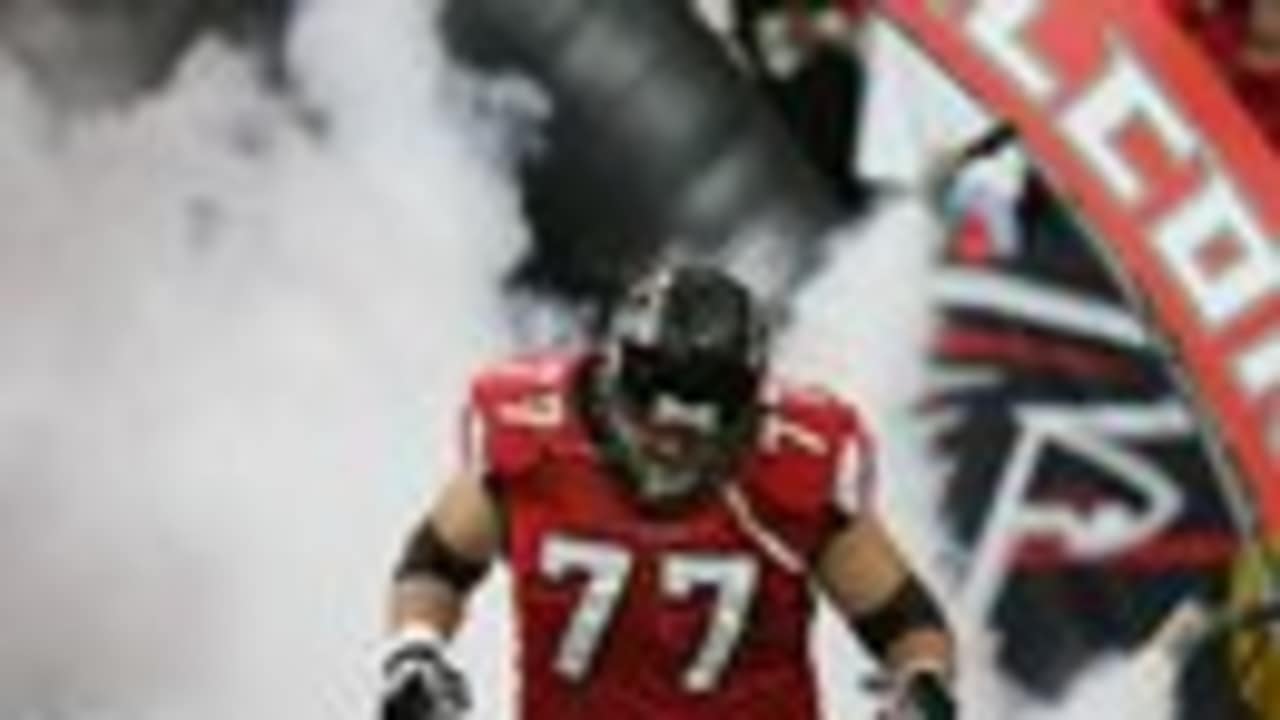 Behind the Facemask right tackle Tyson Clabo