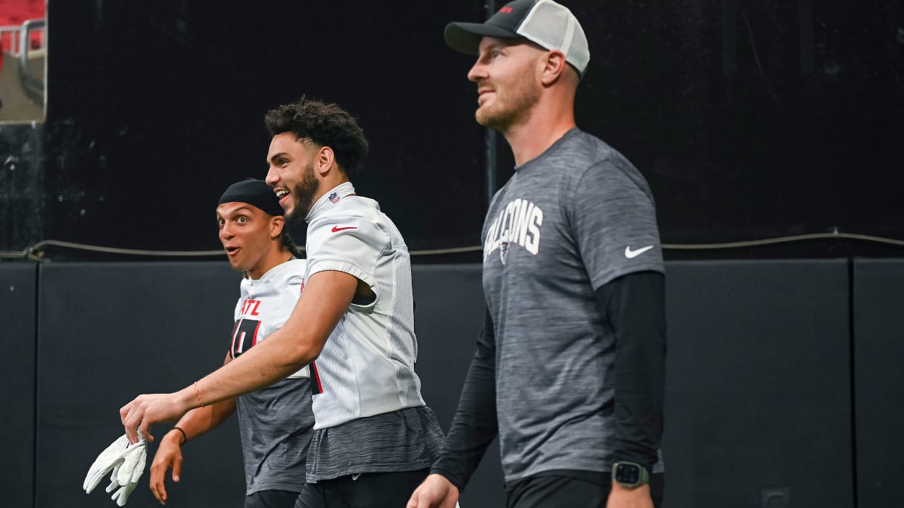 2023 Atlanta Falcons: Receiver Mack Hollins supports team's positionless  football approach