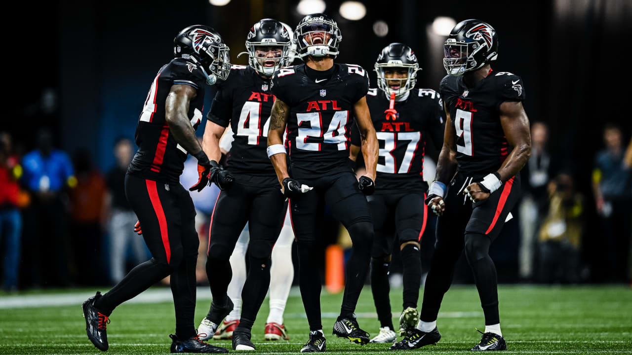 Atlanta Falcons defensive tackle Timmy Horne (93) pictured before