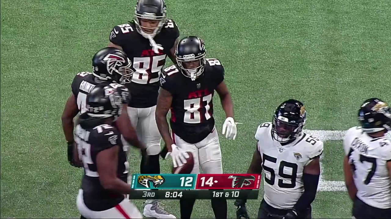 Falcons LB Troy Andersen spotted with sling on arm