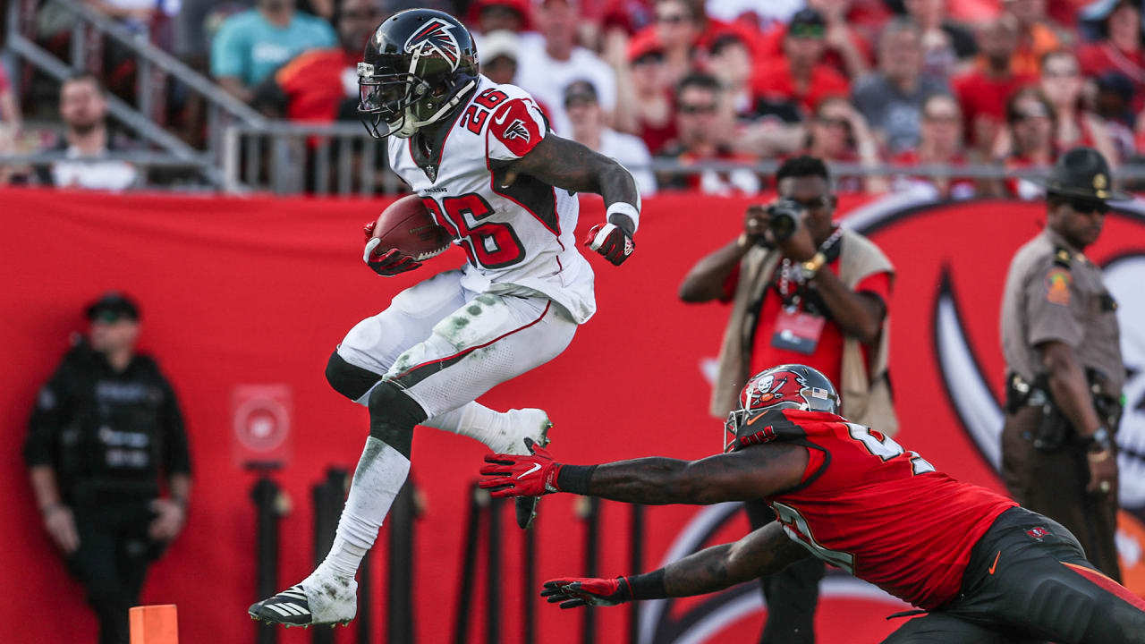 Falcons vs. Buccaneers recap: Atlanta's fast start rots away into