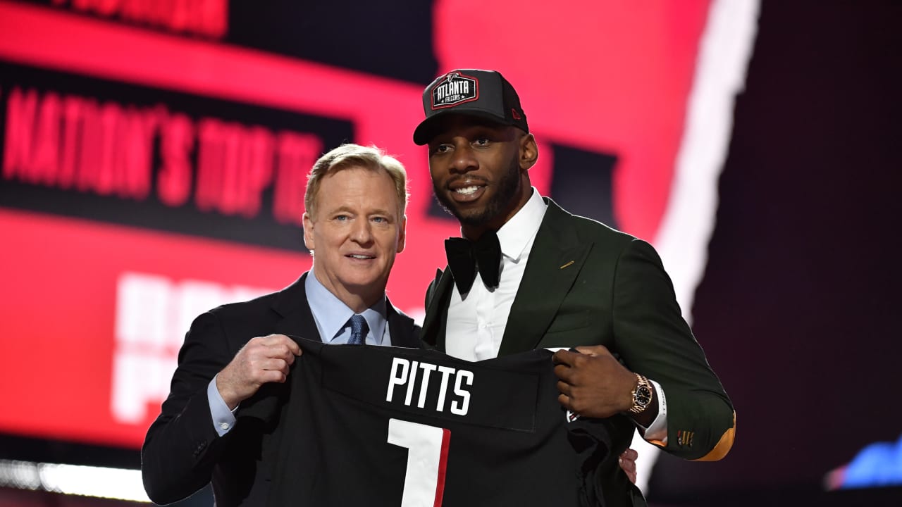 What would Kyle Pitts' contract look like if there was no draft?