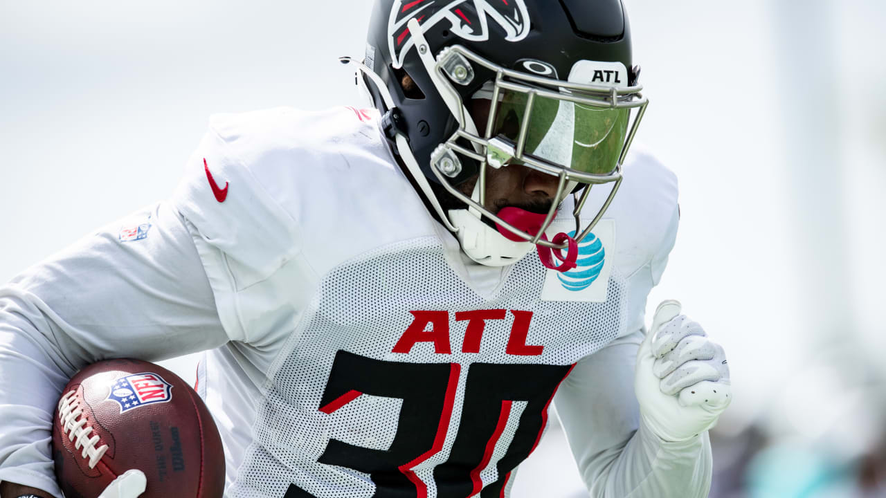 atlanta falcons wayne gallman