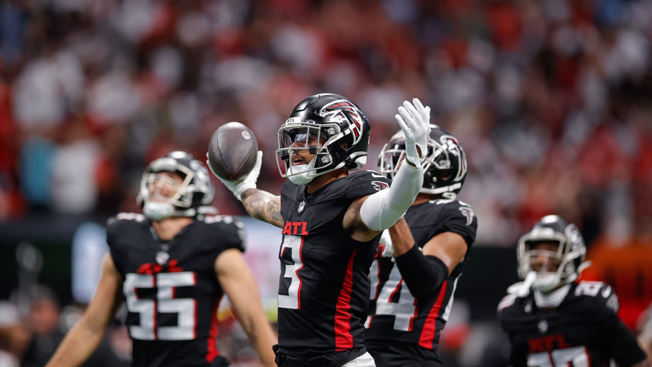 NFL: Bijan Robinson scores 1st NFL touchdown in Atlanta Falcons' 24-10 win  vs Carolina Panthers