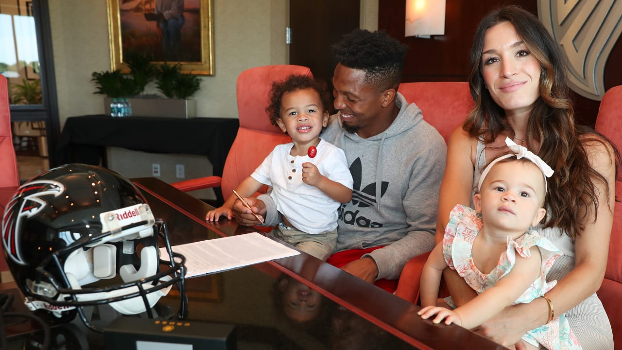 Ricardo Allen launches podcast with wife, Grace