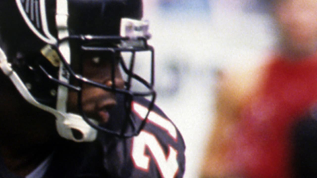 Time Machine: Sanders, Tuggle Spark Falcons over Raiders in 1991