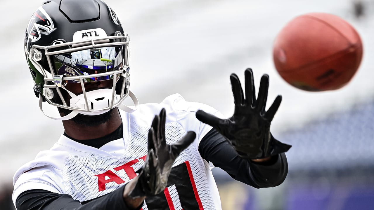 Falcons release wide receiver, add another to 53-man roster