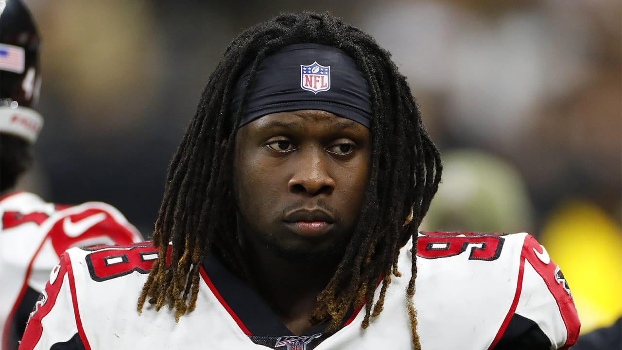 Falcons place Takk McKinley on IR