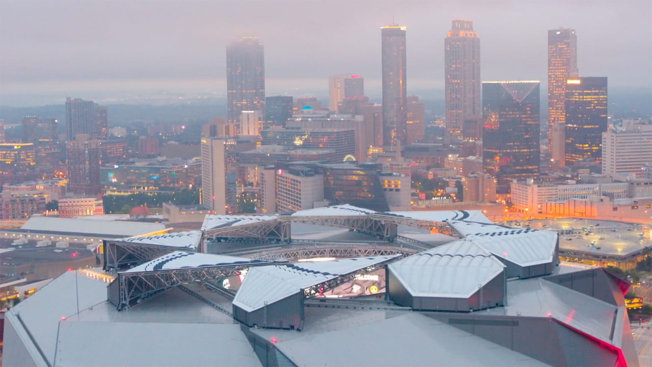 Roof at Mercedes-Benz Stadium in Atlanta finally open for business