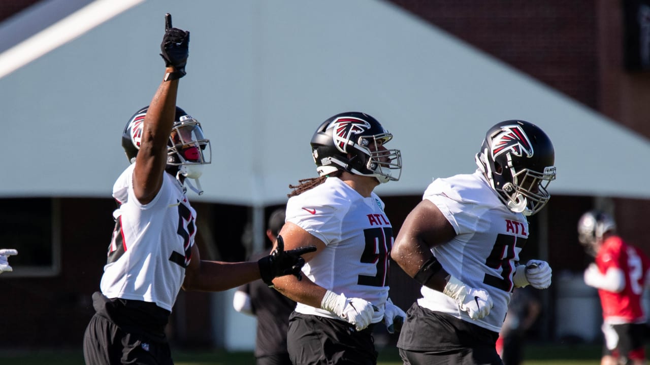 Todd Gurley, Alex Mack sit out Falcons' first practice in full pads