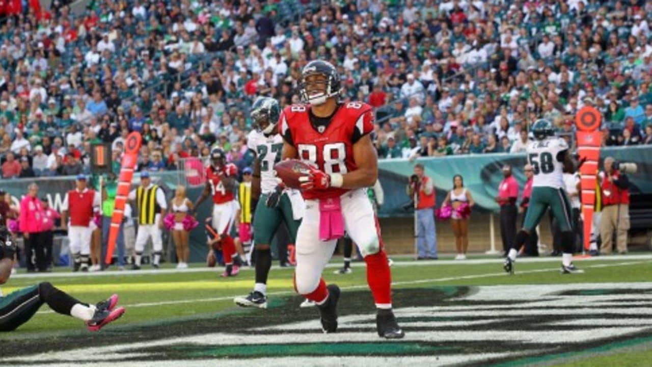 13 December 2009: Atlanta Falcons running back Jason Snelling (44) rushes  in the New Orleans Saints