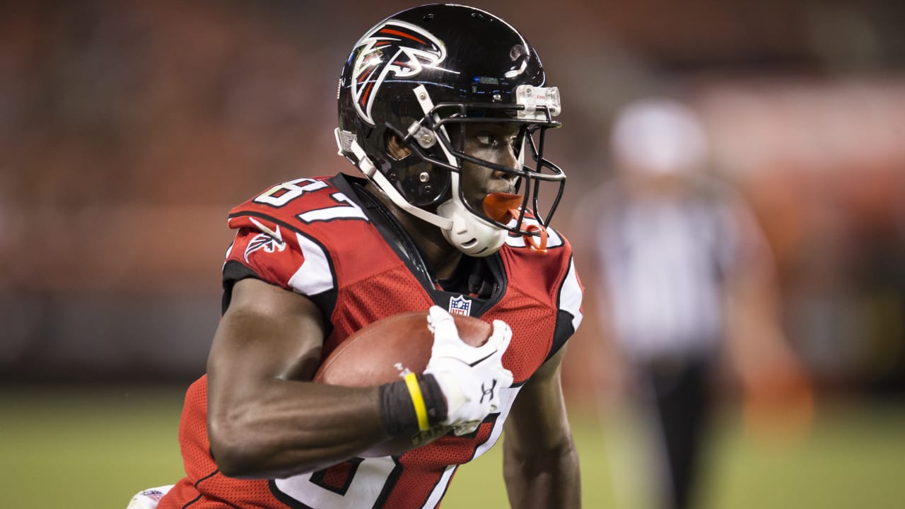 Devin Fuller shows off Atlanta Falcons NFC Championship ring