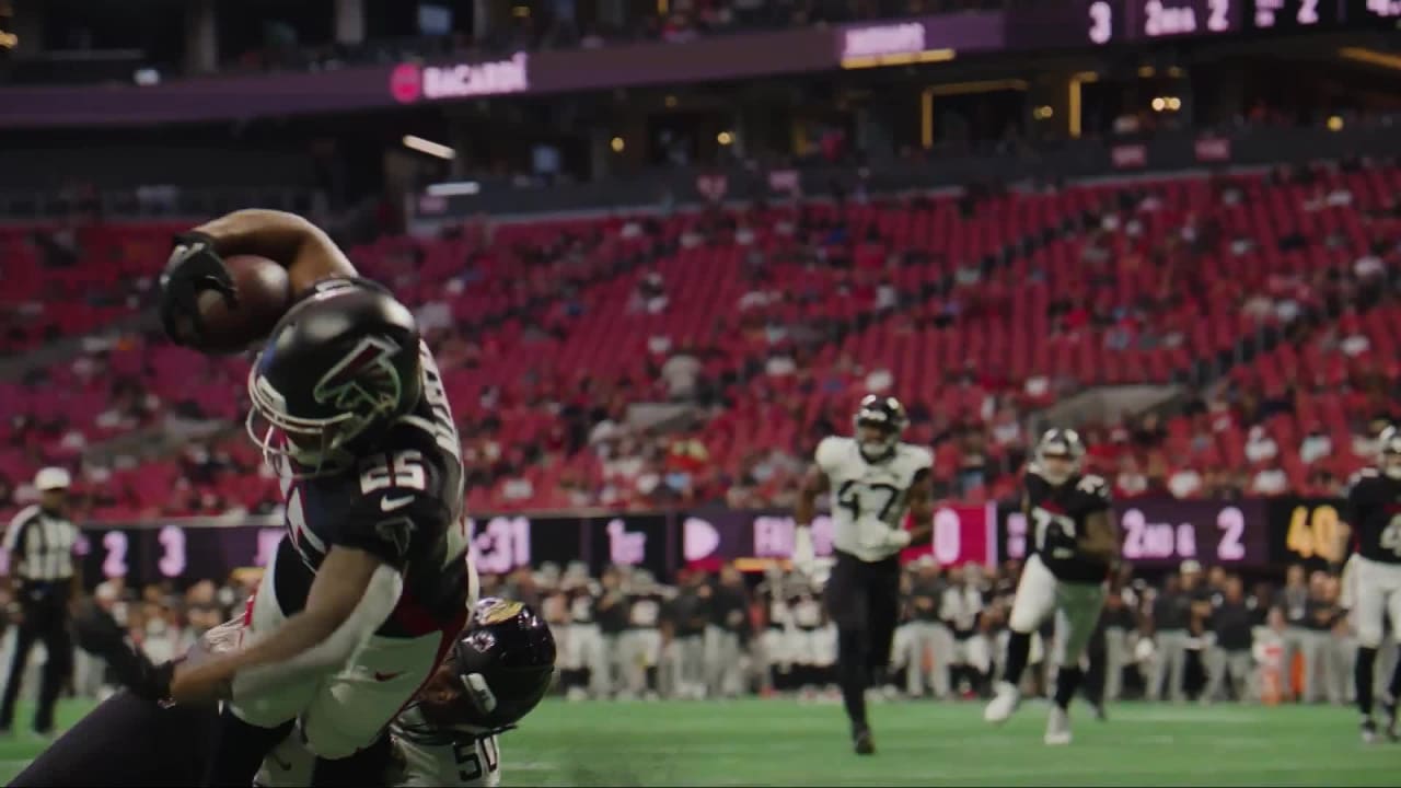 Atlanta Falcons running back Qadree Ollison (30) on the sideline against  the New York Jets during a preseason NFL football game Monday, Aug. 22, 2022,  in East Rutherford, N.J. (AP Photo/Adam Hunger