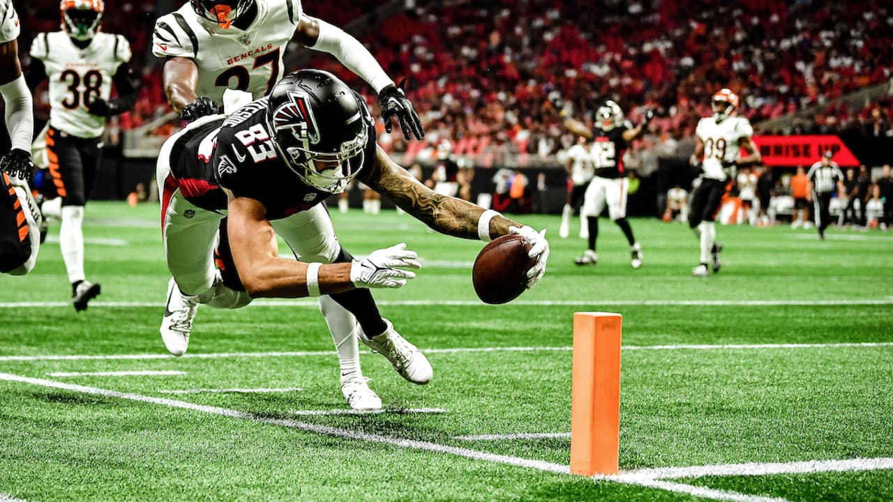 Jared Goff throws a 45-yard TD and runs in another TD to help the Lions  defeat the Falcons, NFL Highlights