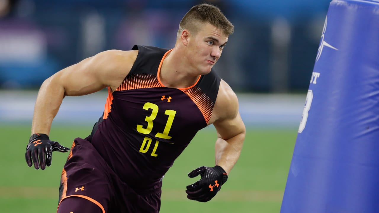 Is John Cominsky the sleeper of the Falcons draft? 