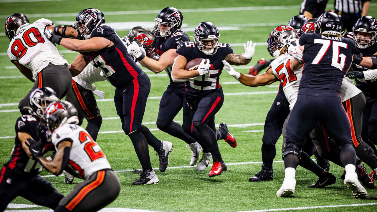 Falcons run game preview Continuity up front, dynamic running backs