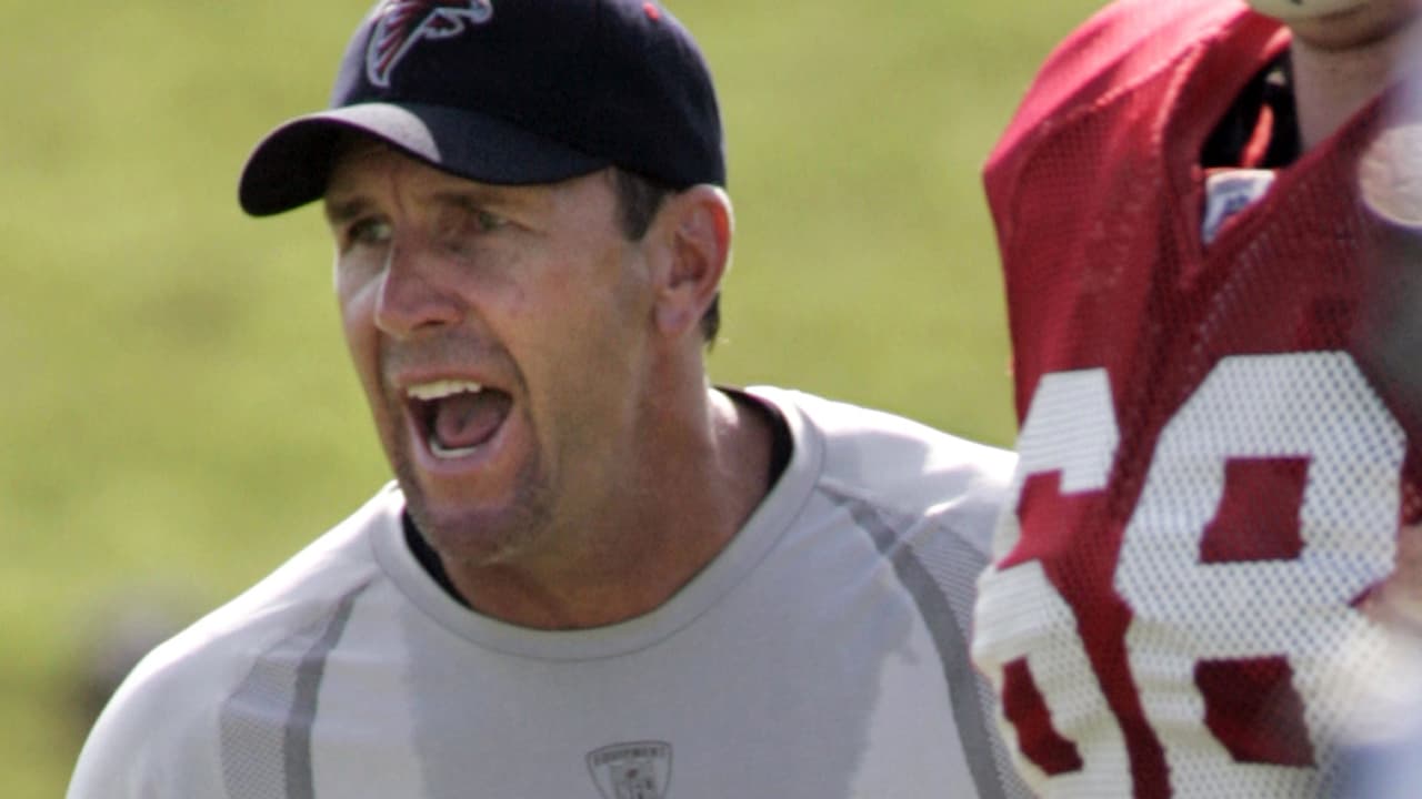 Falcons hire three-time NFL head coach Mike Mularkey to coach tight ends