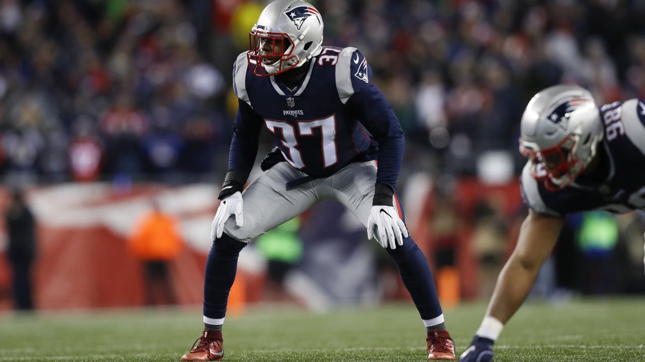 alligevel Stewart ø Bageri What the trade for former Patriots safety Jordan Richards means for the  Falcons