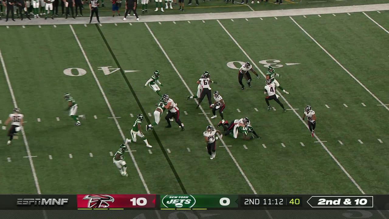 Atlanta Falcons defensive back Teez Tabor intercepts ball off New York Jets  WR's fingertips