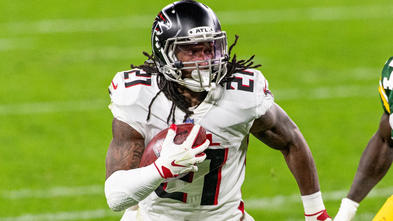 Falcons Highlights: RB Todd Gurley makes pretty sideline catch