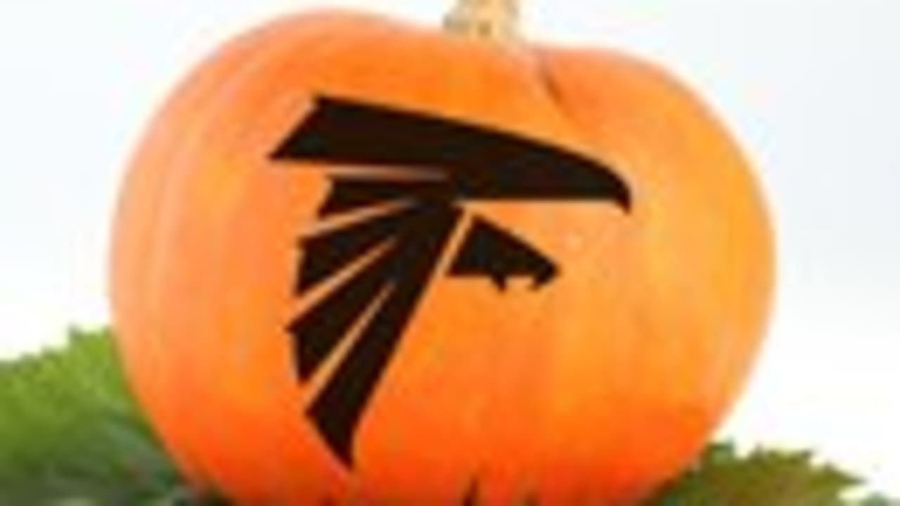 create-your-own-festive-falcons-pumpkin