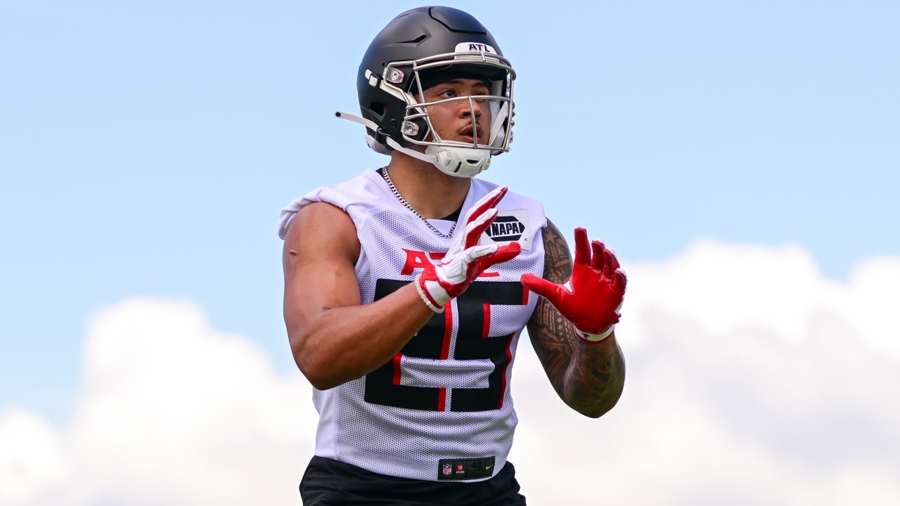 Falcons rookie RB Tyler Allgeier runs 'like a boss'