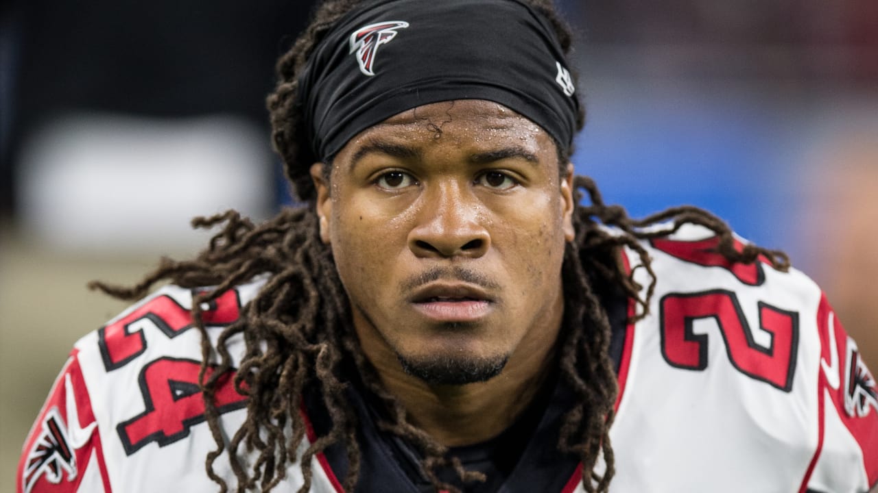 ESPN looks at Devonta Freeman's monster contract as part of running back  'disaster' deals - The Falcoholic