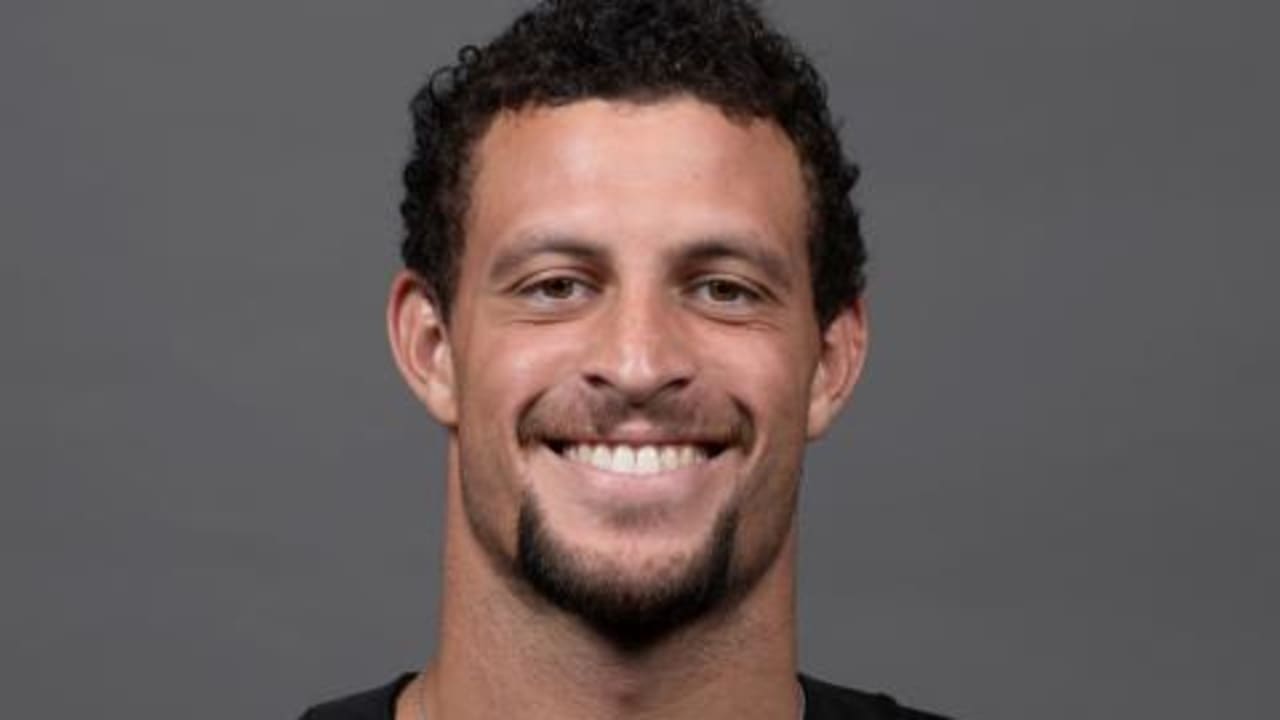 Feleipe Franks becomes 'hybrid' player for Atlanta Falcons