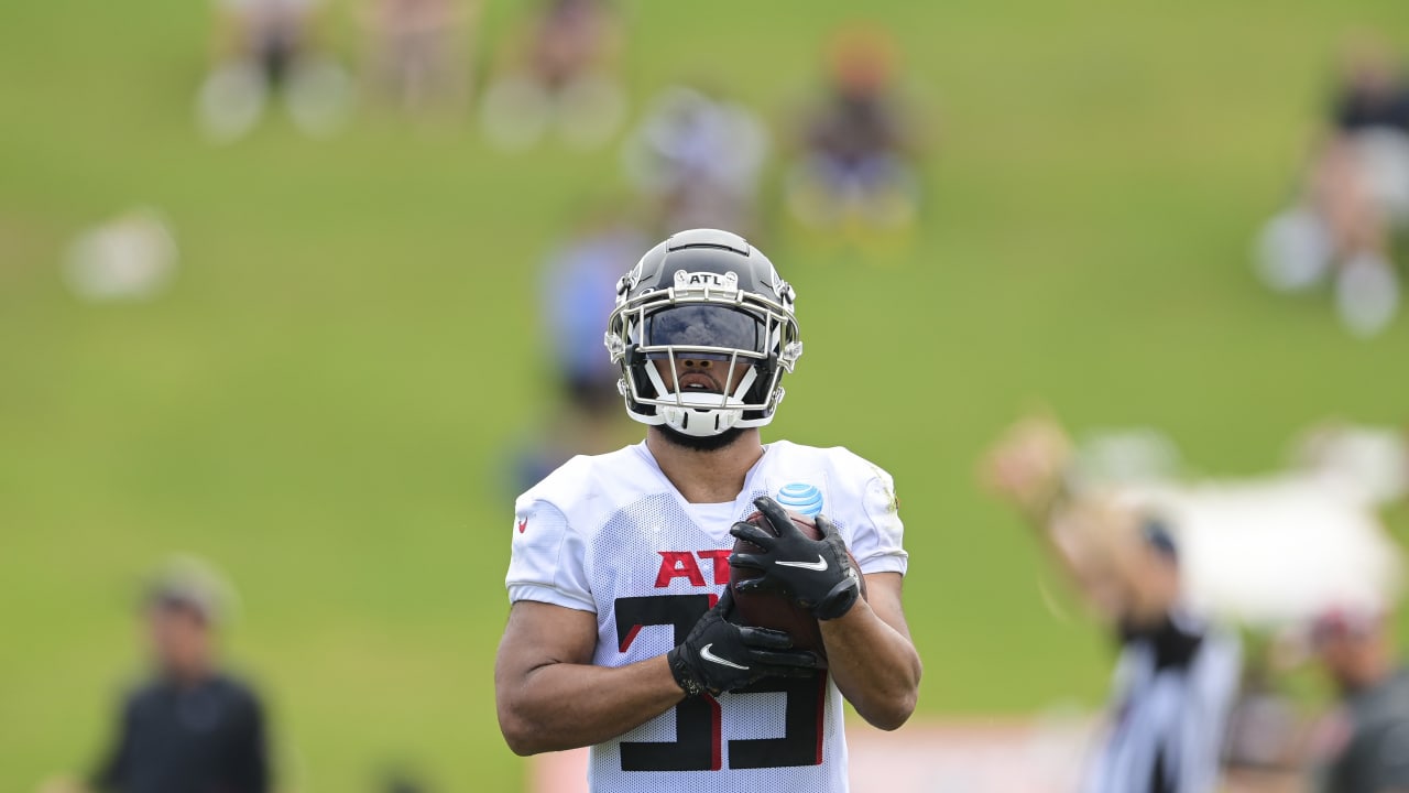 Atlanta Falcons cornerback Avery Williams (35) works during the