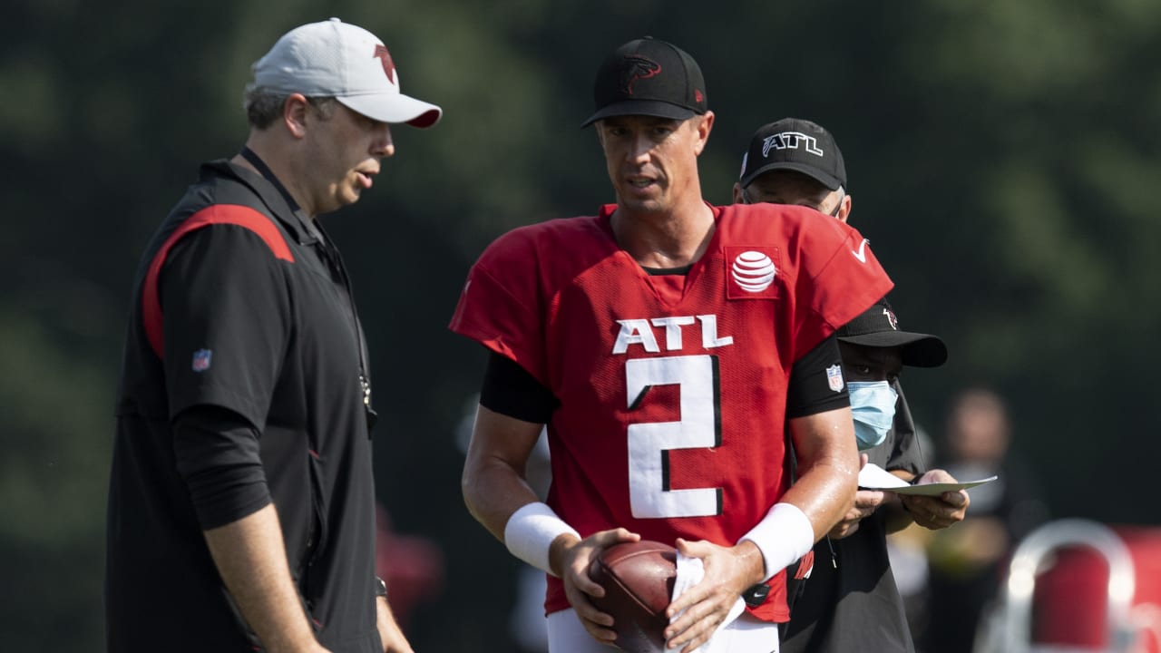 Coach Arthur Smith Gets 'Defensive' on Falcons' Red-Zone Offense