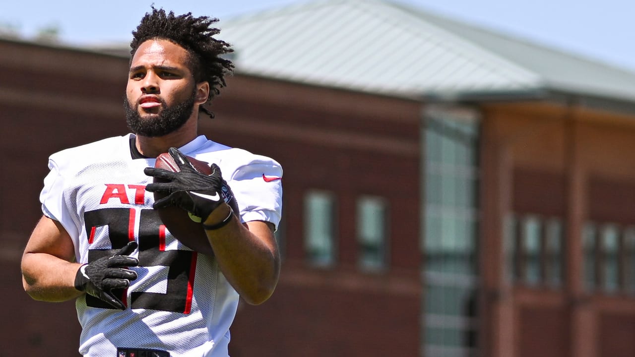 Avery Williams, now a running back, impressing in Falcons camp