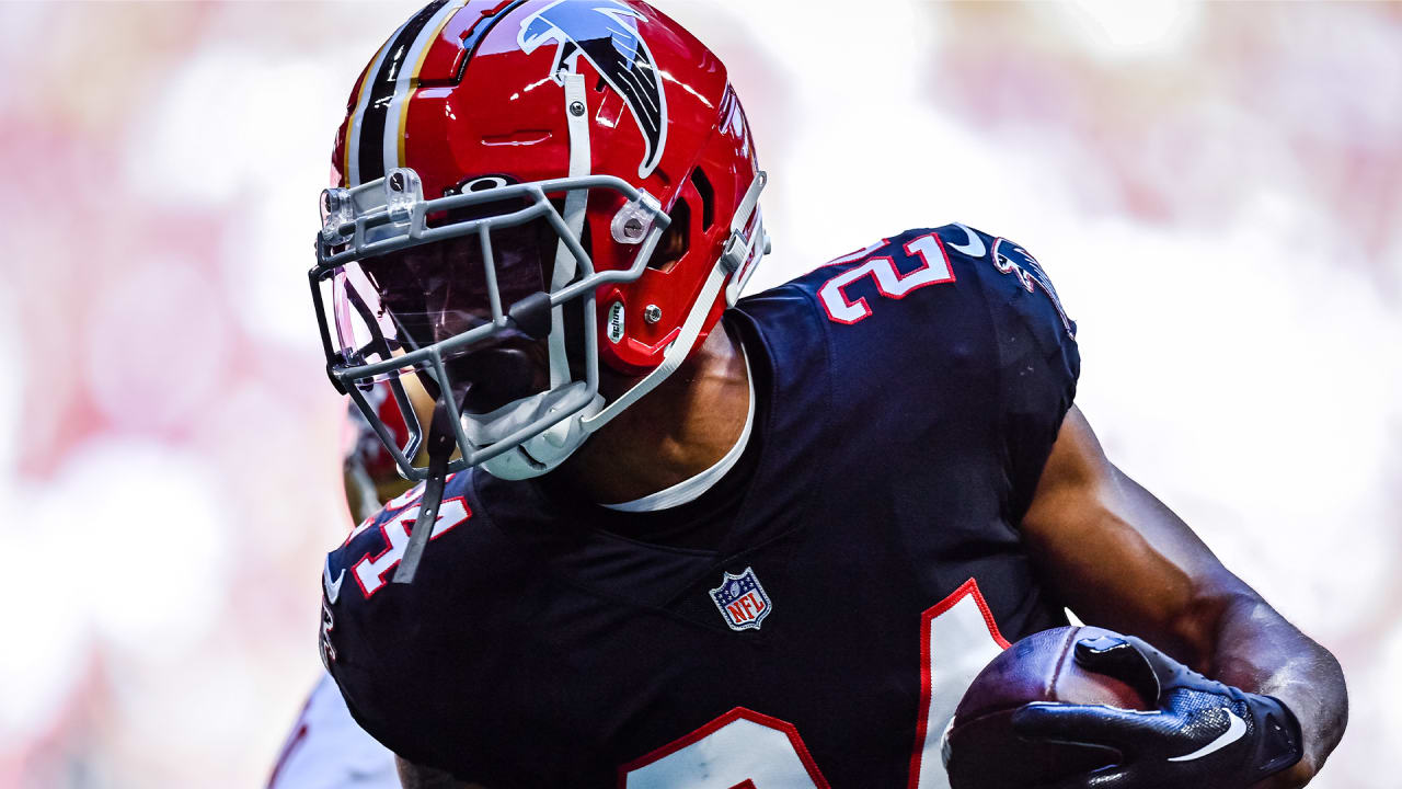 LOOK! Atlanta Falcons Reveal Throwback Red Helmet 3 Games Return - Sports  Illustrated Atlanta Falcons News, Analysis and More