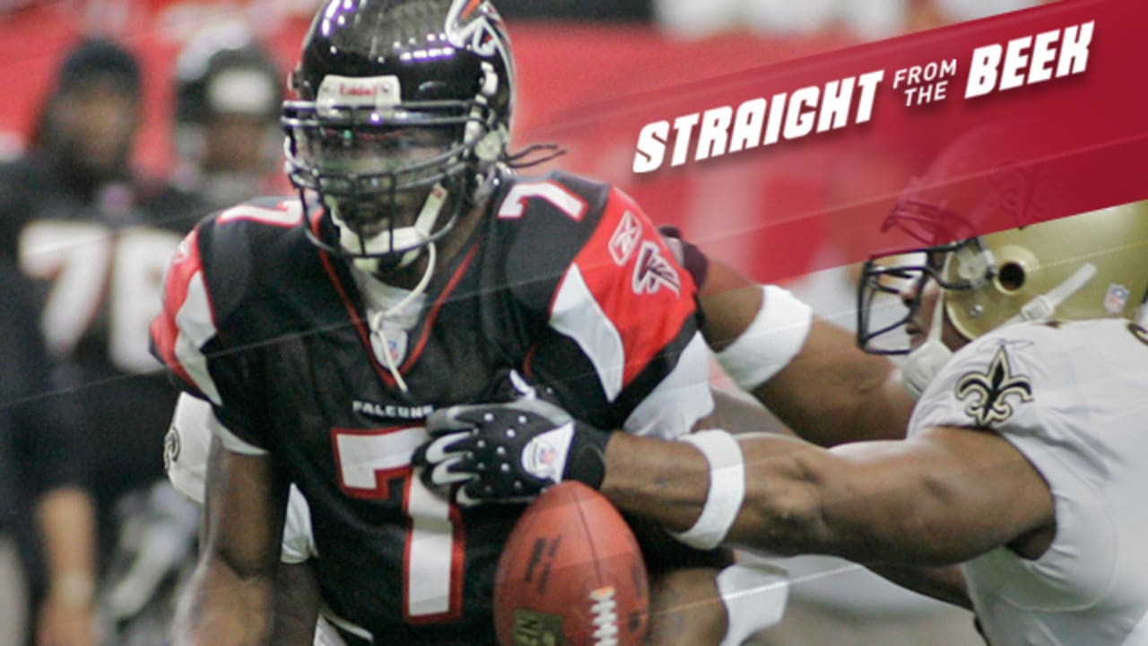 With Vick and New Blocking, Falcons Are Off and Running - The New