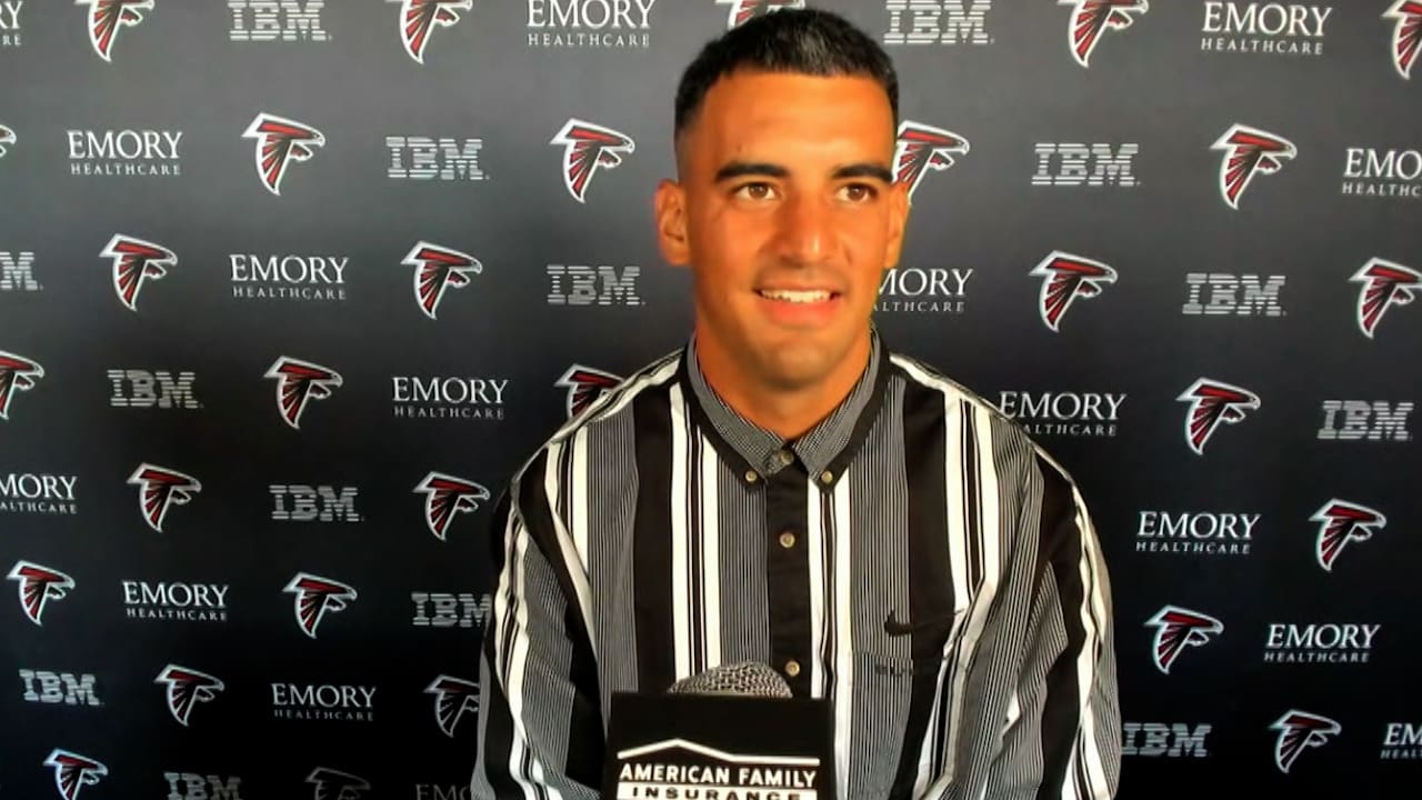 Interview with Marcus Mariota at the premiere of Quarterback 