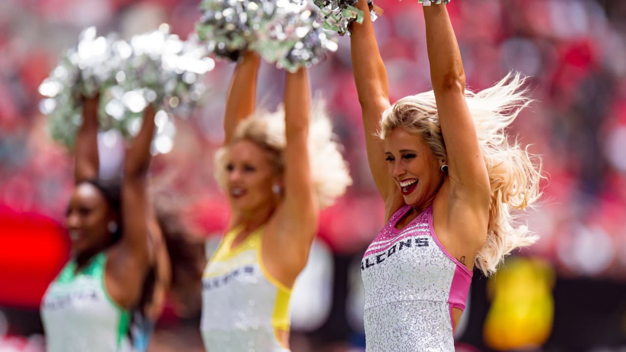 Photos: NFL cheerleaders wear pink for Breast Cancer Awareness Mo