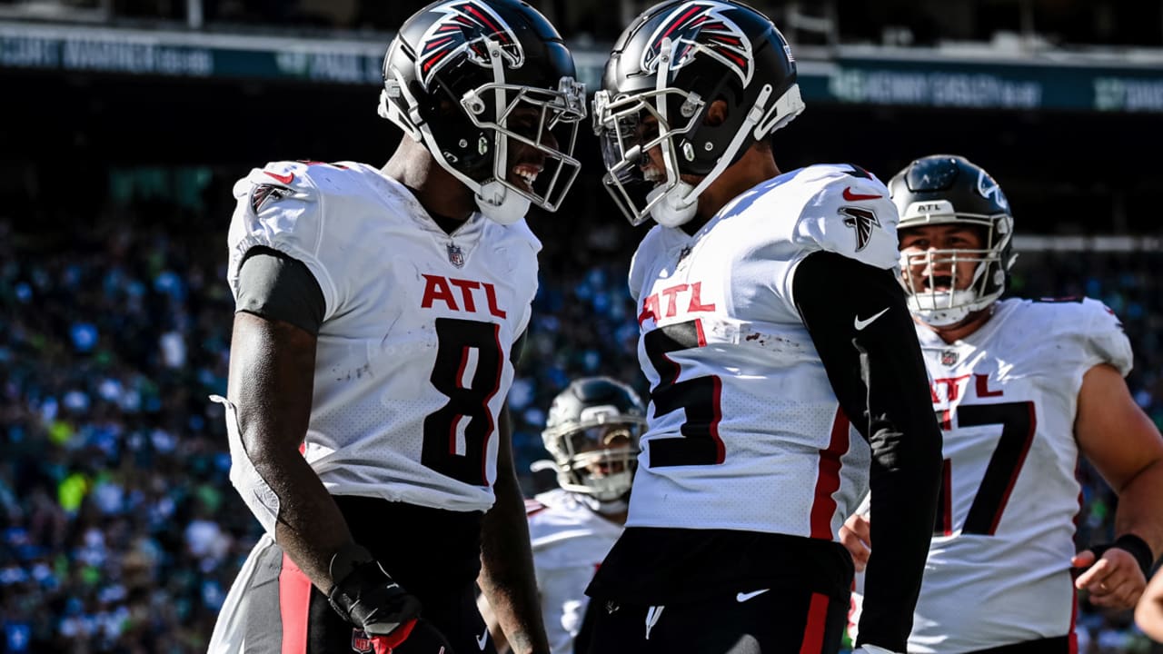 Kyle Pitts offensive production fuels Falcons first win of the season