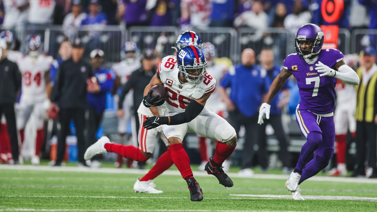 Giants' Saquon Barkley runs for 28-yard TD vs. Vikings - ESPN