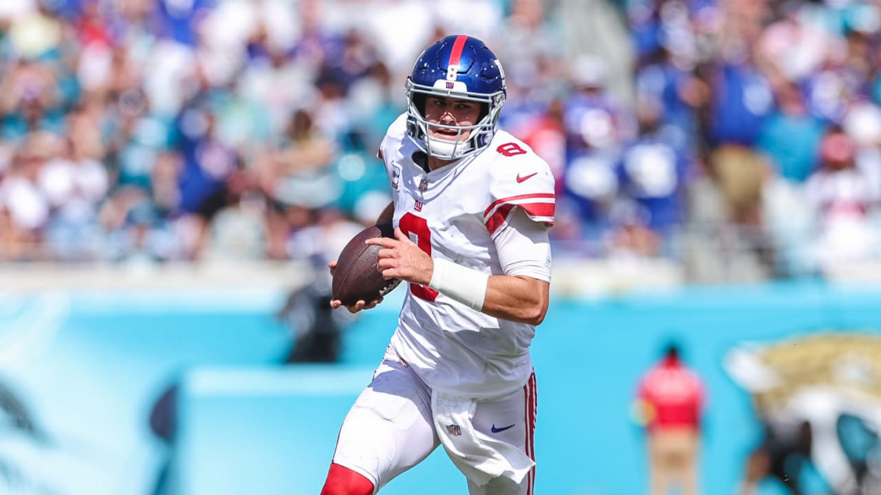 Daniel Jones rewrites Giants' record book in Week 7 win vs. Jaguars 